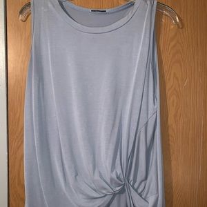 Light blue tie in the front tank